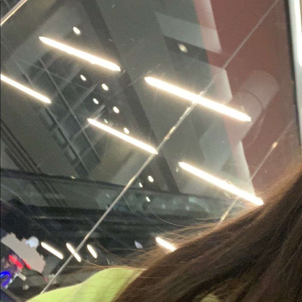 Meet your Posher, Anj